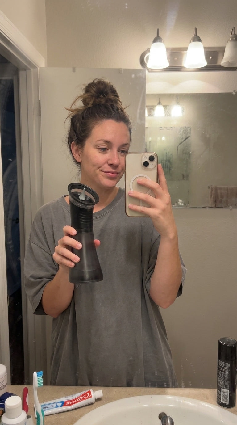 Mirror selfie — morning routine